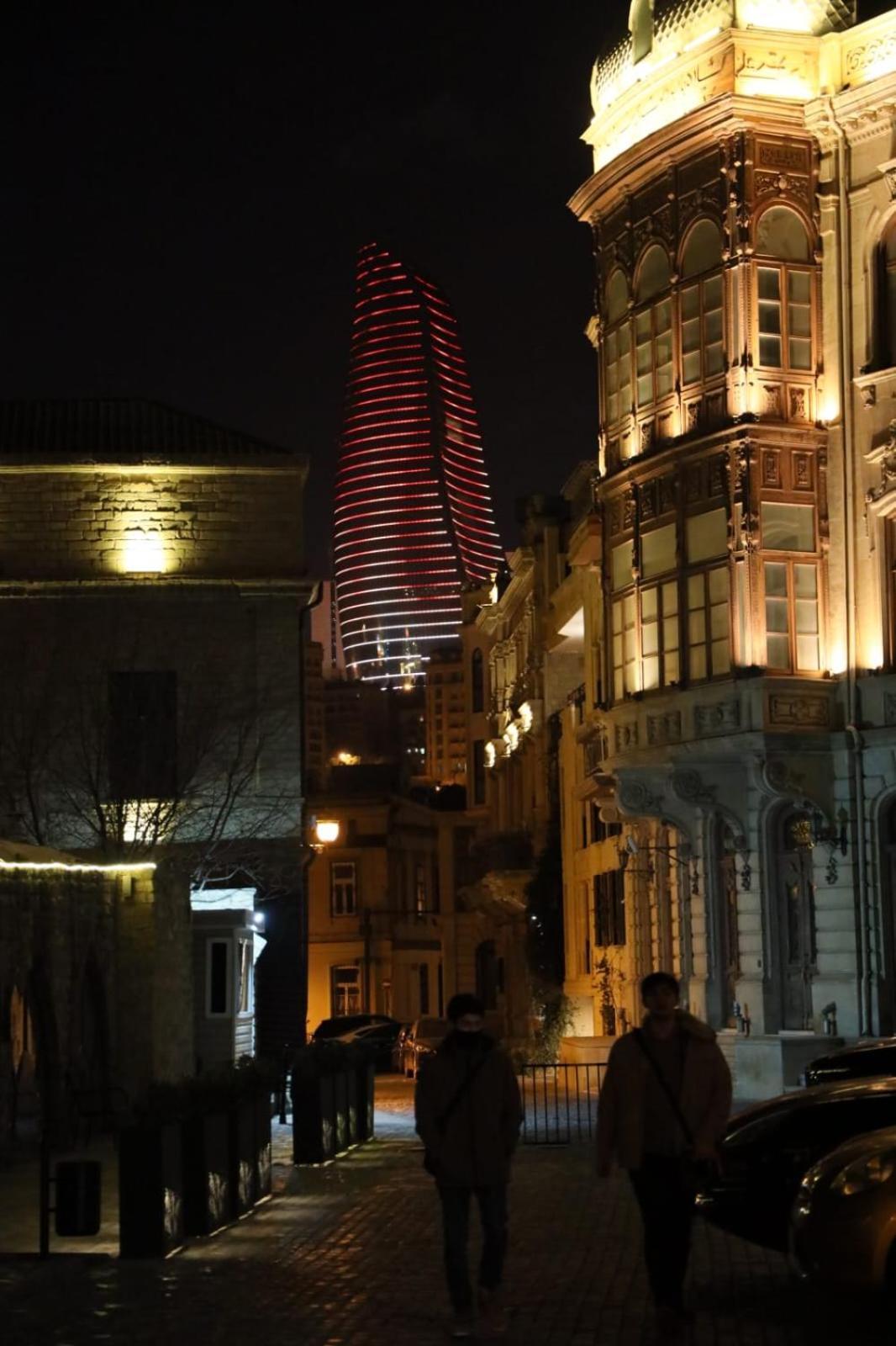 Swan Hotel Баку Екстериор снимка