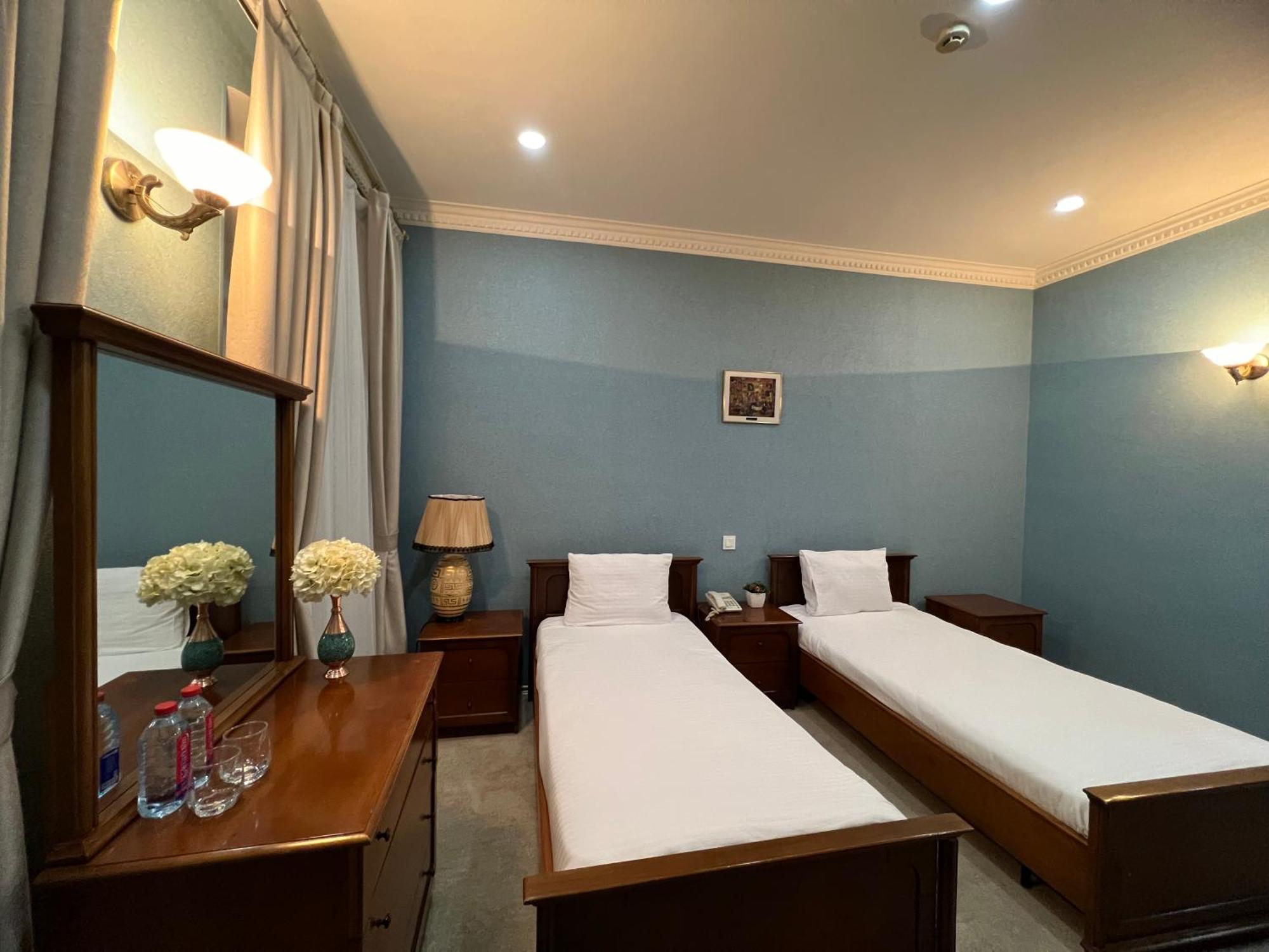 Swan Hotel Баку Екстериор снимка