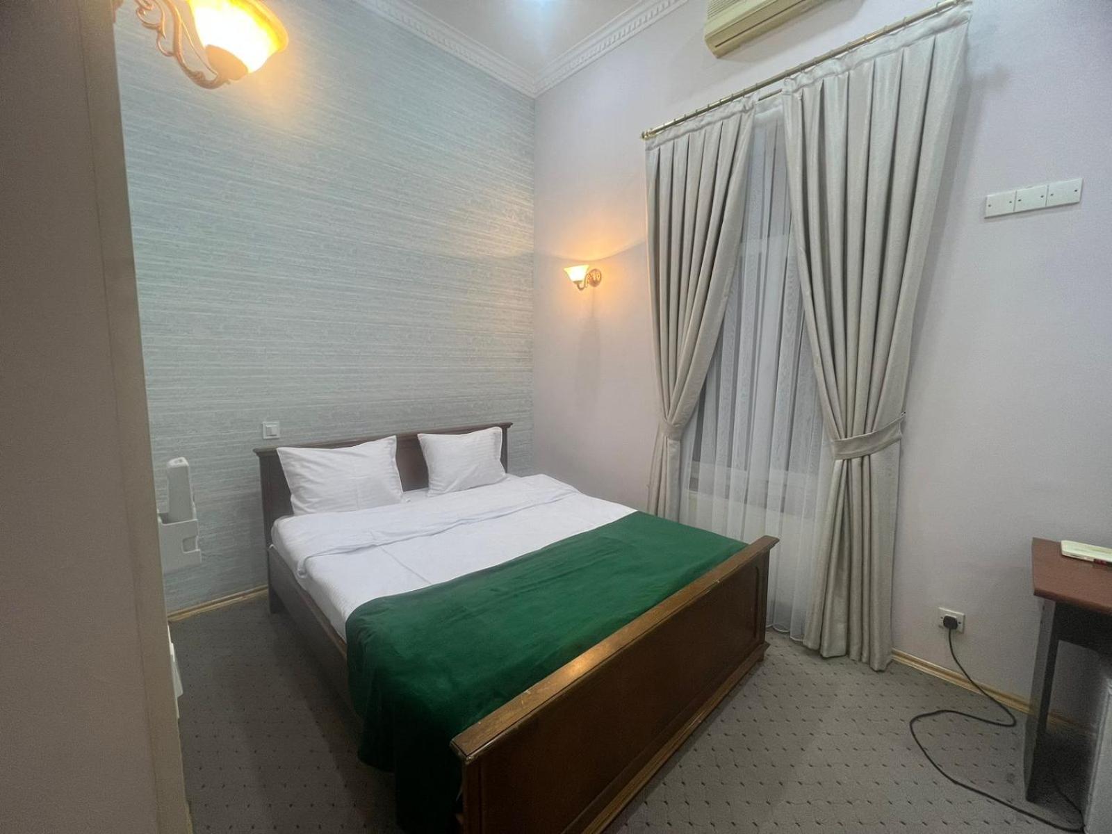 Swan Hotel Баку Екстериор снимка
