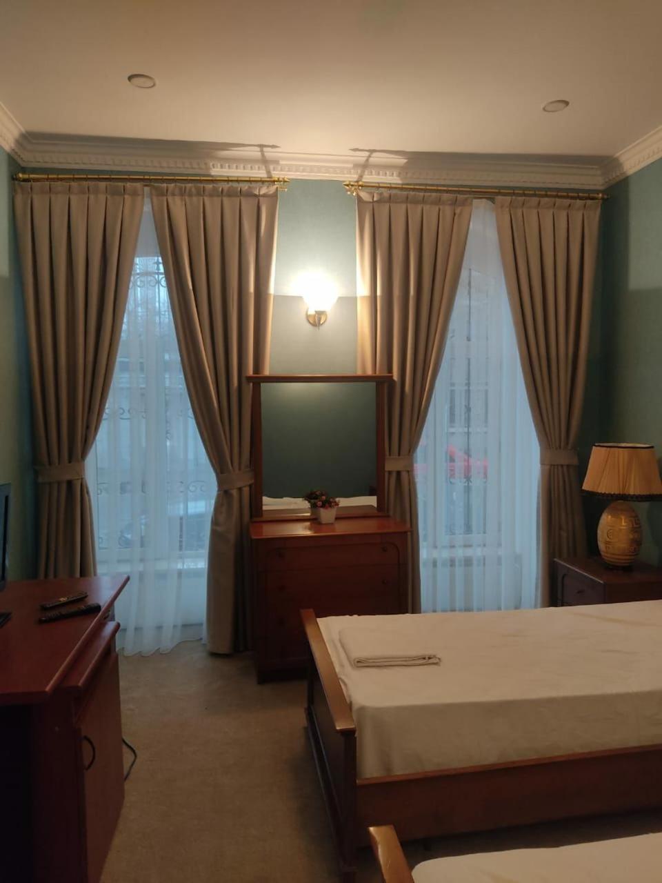 Swan Hotel Баку Екстериор снимка